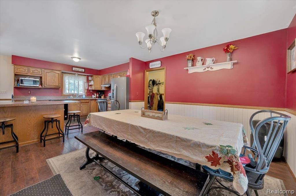 Lapeer, MI 48446,2055 BROKER Road