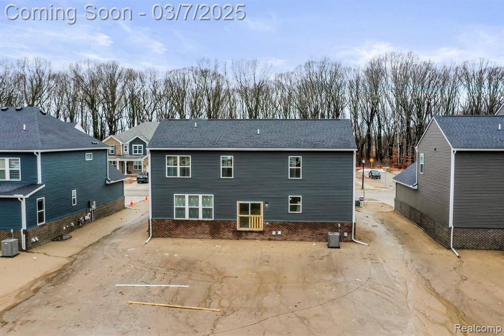 Macomb, MI 48042,51230 GREEN MEADOWS Drive