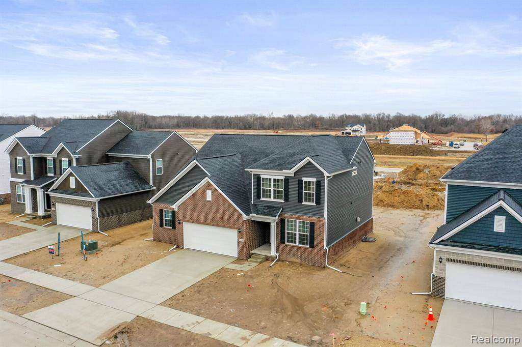 Macomb, MI 48042,51230 GREEN MEADOWS Drive