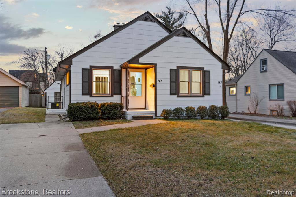 Rochester, MI 48307,141 FERNDALE Avenue