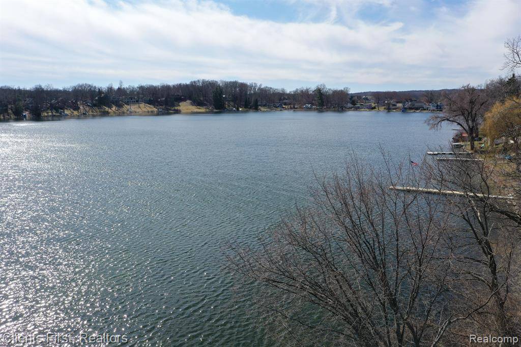 Brighton, MI 48116,4120 Clifford Road