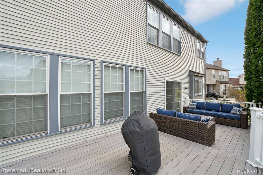 Ypsilanti, MI 48197,8045 Creek Bend Drive