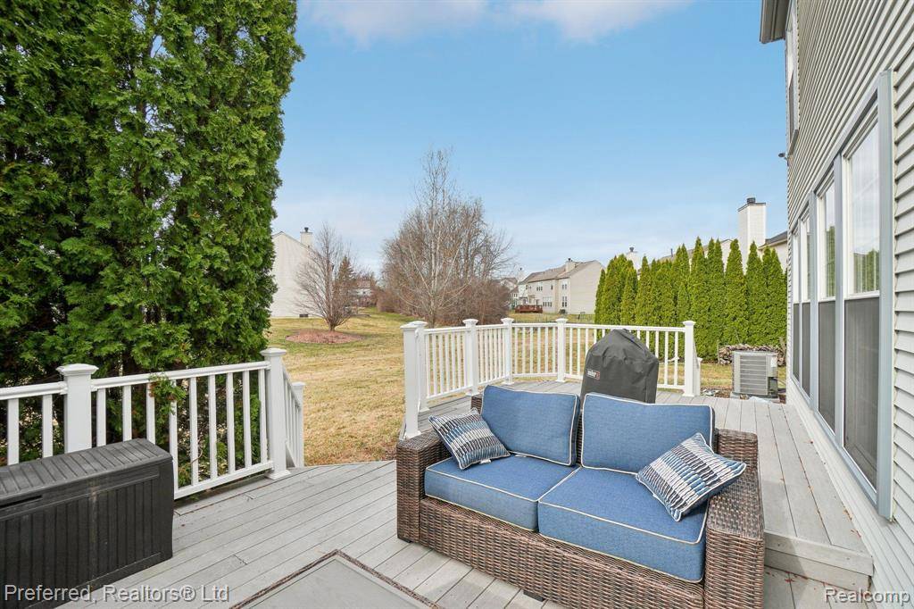Ypsilanti, MI 48197,8045 Creek Bend Drive