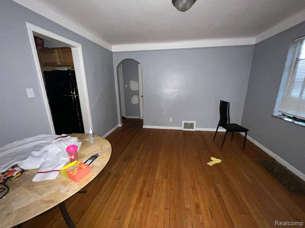 Detroit, MI 48238,13641 CLOVERLAWN Street