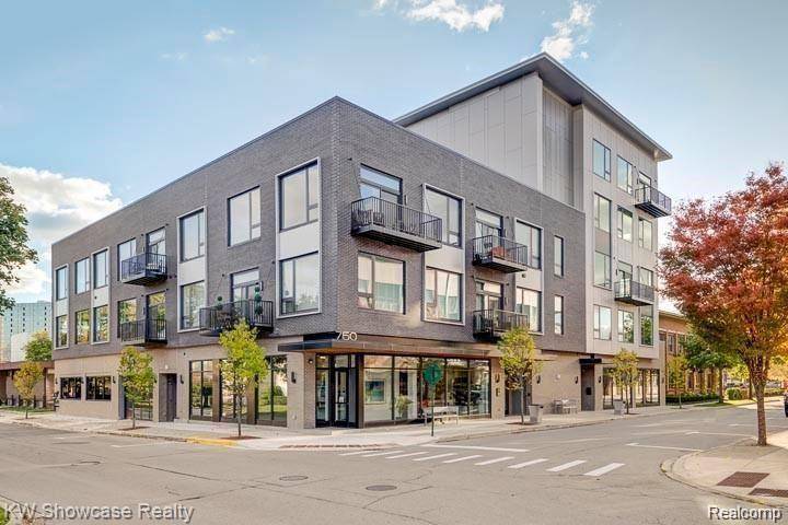 Birmingham, MI 48009,750 FOREST Avenue