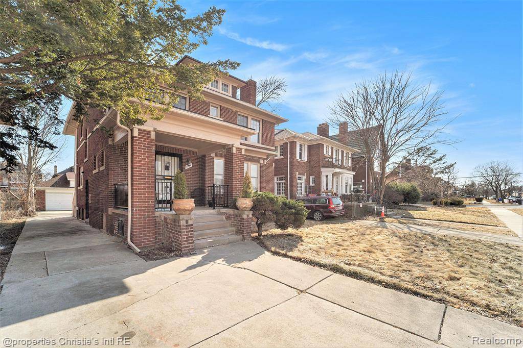 Detroit, MI 48206,2067 ATKINSON Street