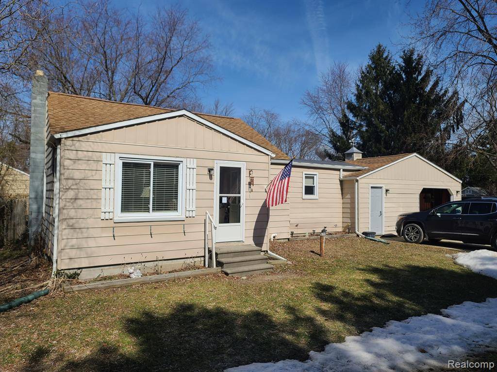 Lexington, MI 48450,7175 BIRCHCREST Road