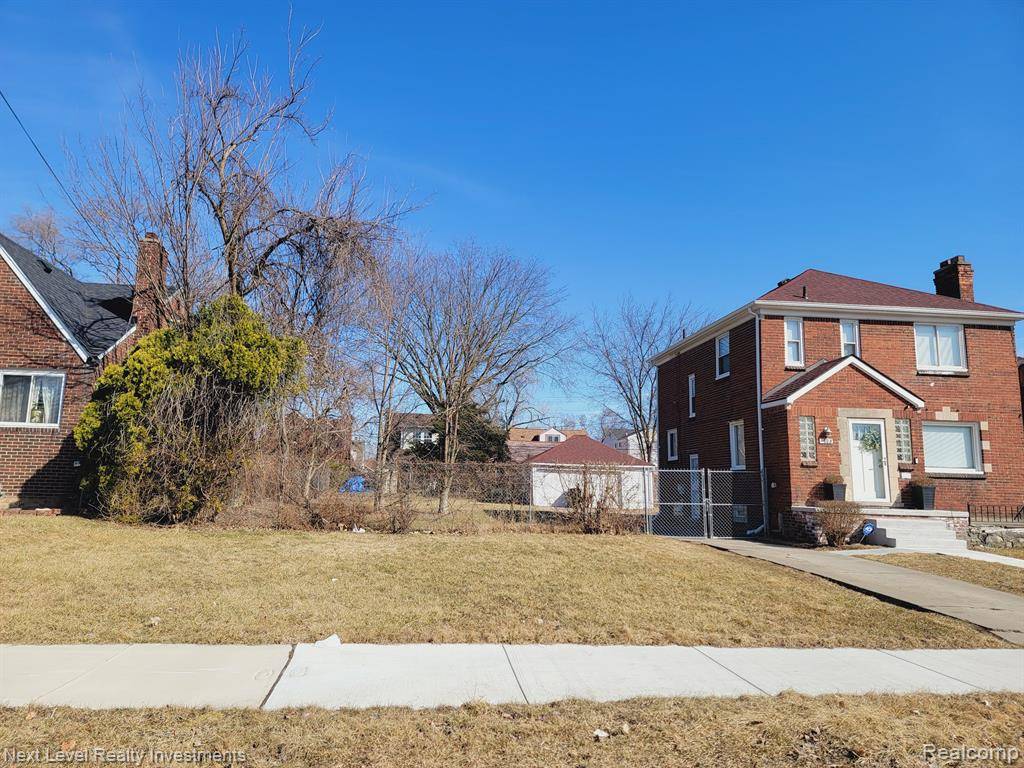 Detroit, MI 48227,9616 Hartwell