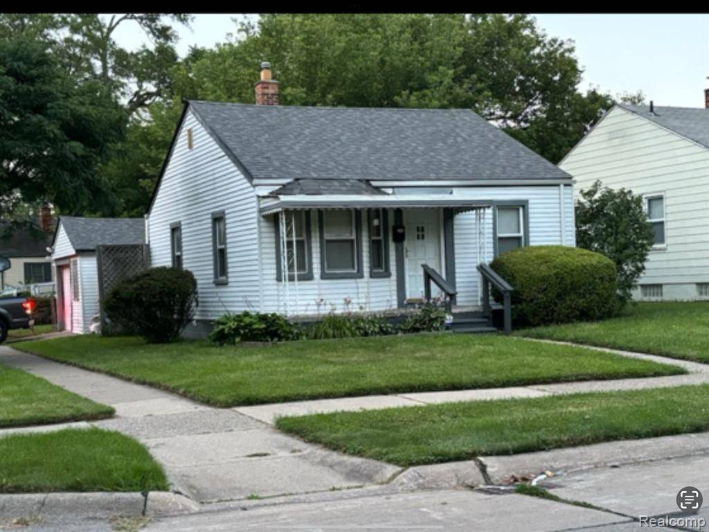 Harper Woods, MI 48225,18905 KENOSHA Street