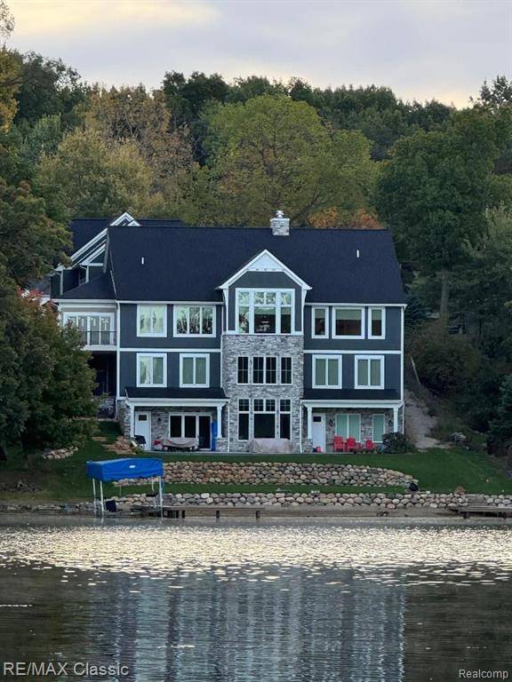 White Lake, MI 48383,000 Ridge