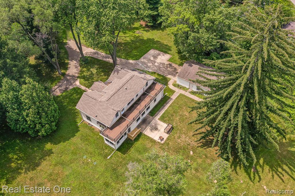 Rochester, MI 48307,727 ROMEO Road