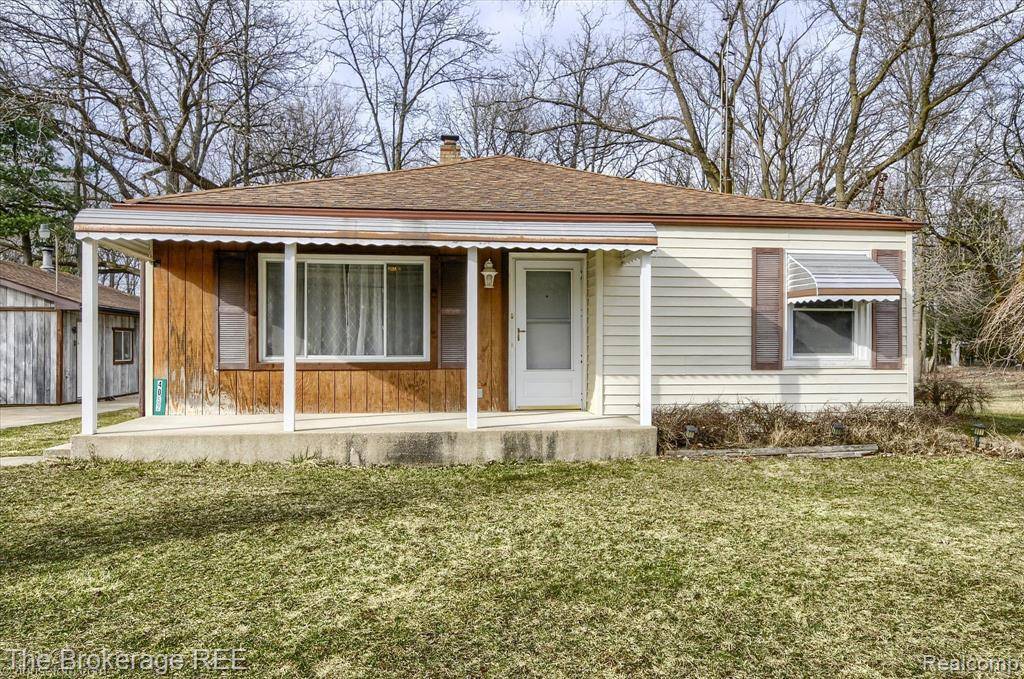Swartz Creek, MI 48473,4052 COOK Road