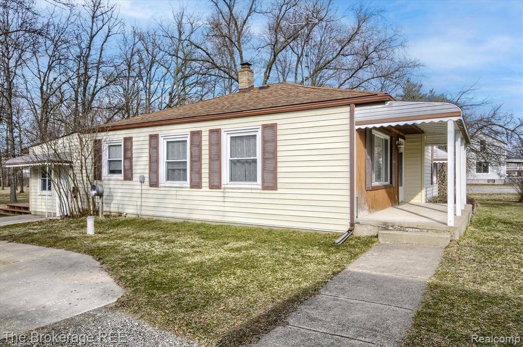 Swartz Creek, MI 48473,4052 COOK Road