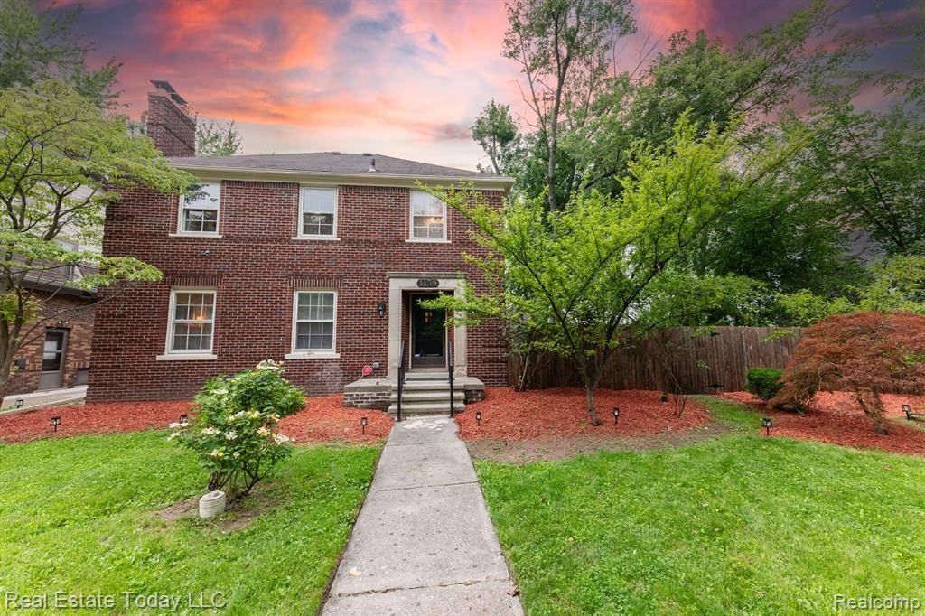 Grosse Pointe Park, MI 48230,1439 BEDFORD Road
