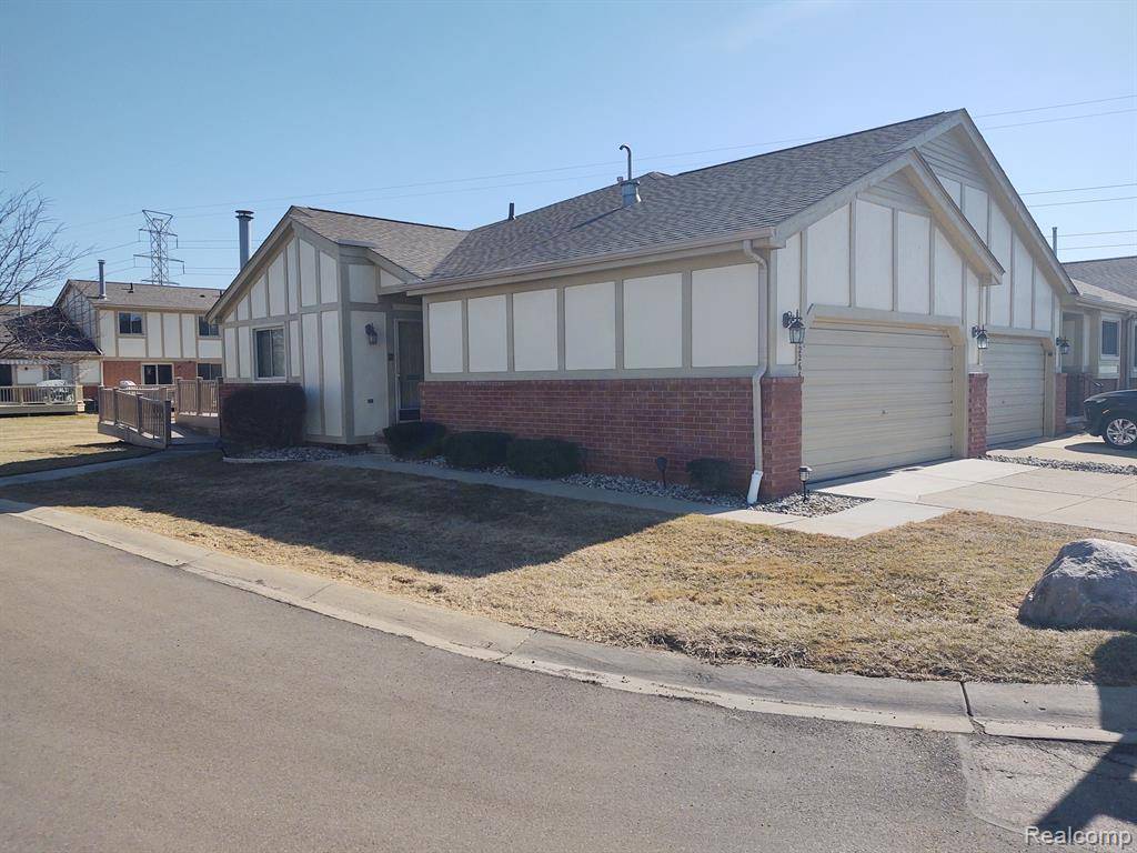 Clinton Twp, MI 48038,42266 Brookview Lane