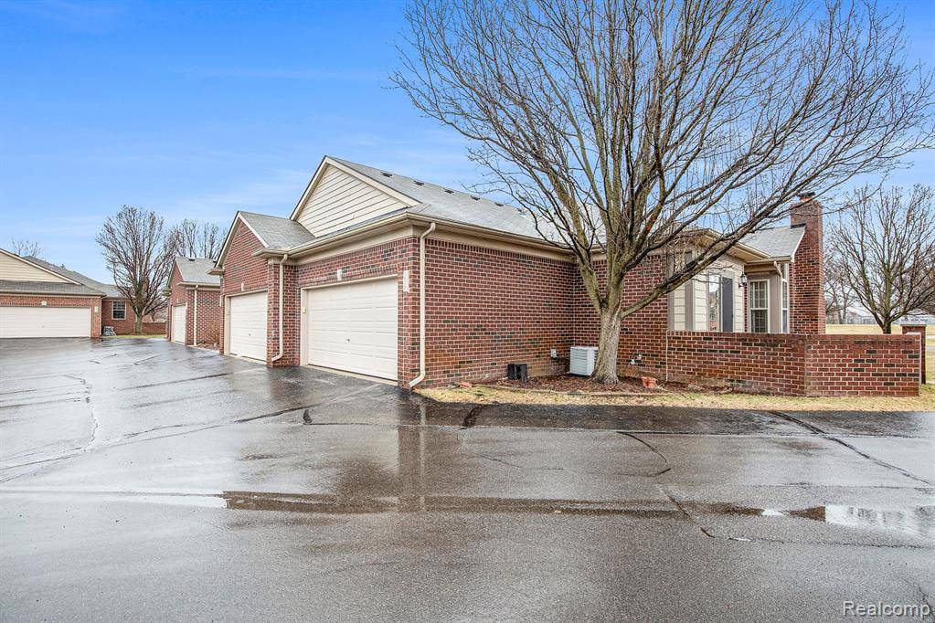 Shelby Twp, MI 48317,50128 Bethesda