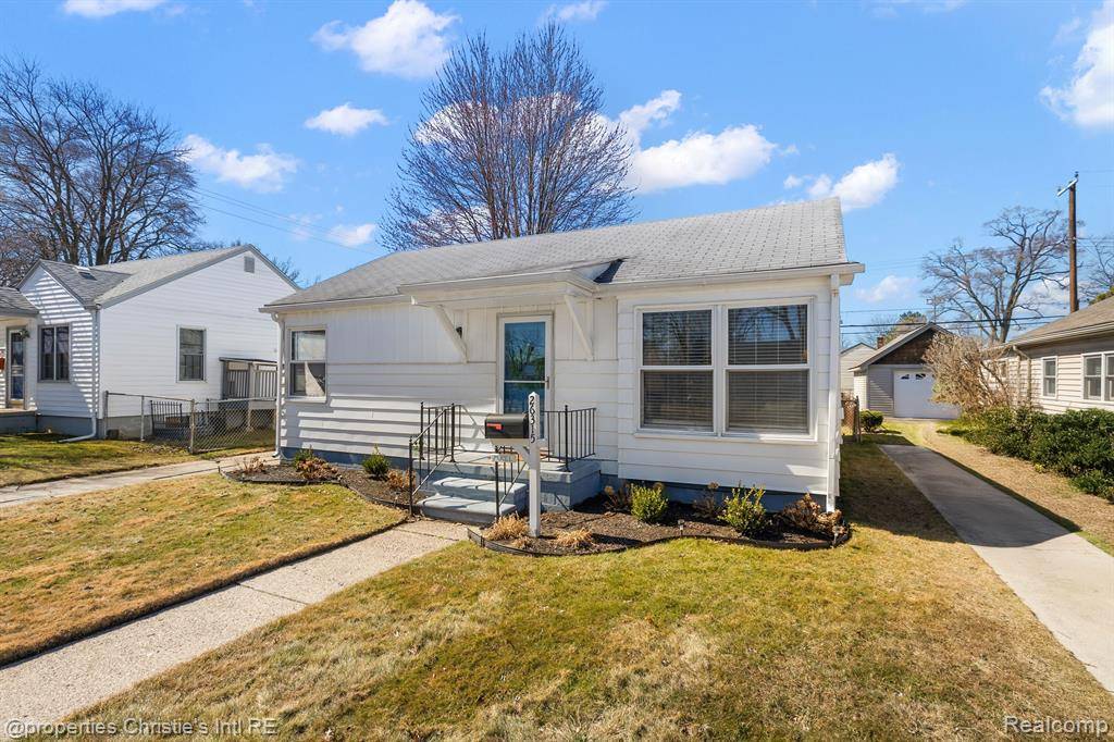 Madison Heights, MI 48071,26315 BRUSH Street