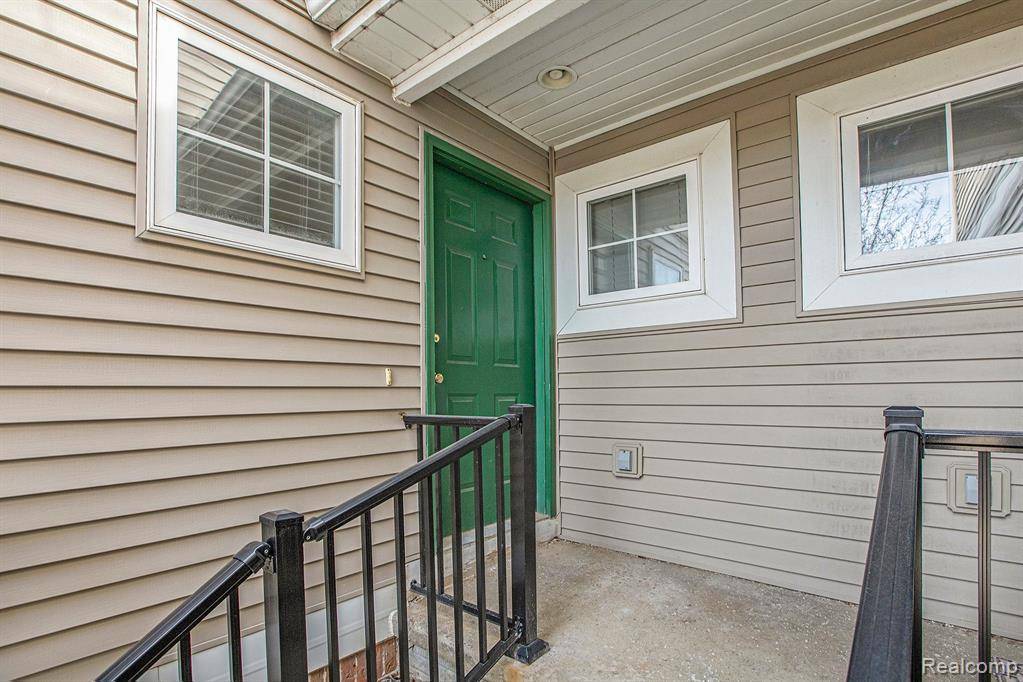 Ann Arbor, MI 48103,1740 S MAPLE Road