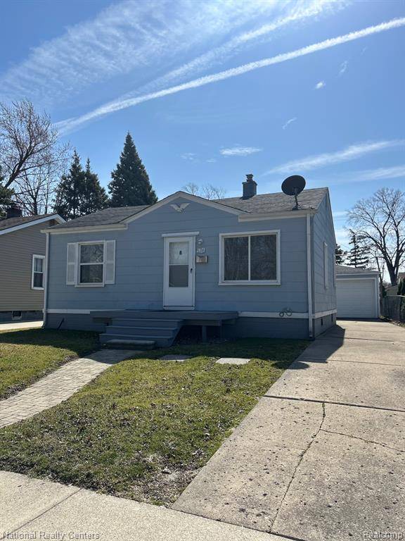 Madison Heights, MI 48071,576 E BARRETT Avenue