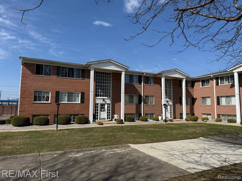 Sterling Heights, MI 48312,8171 DENWOOD Drive