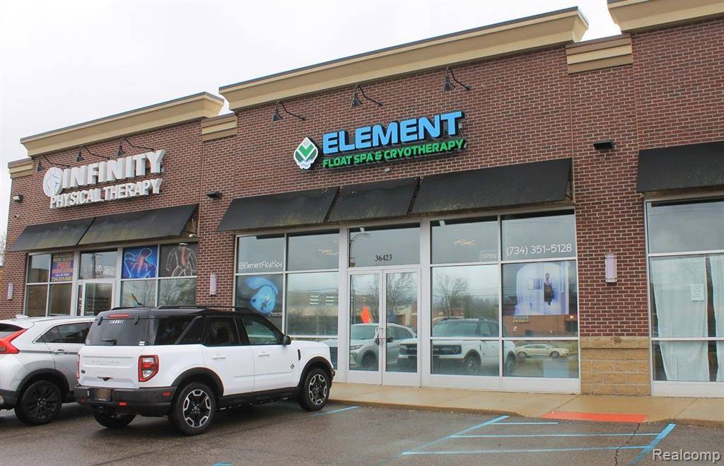 Westland, MI,36403 Warren Road