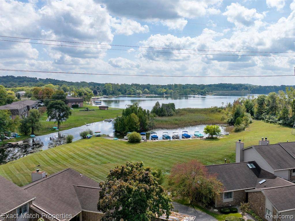 Clarkston, MI,6896 NORTHCREST E Way