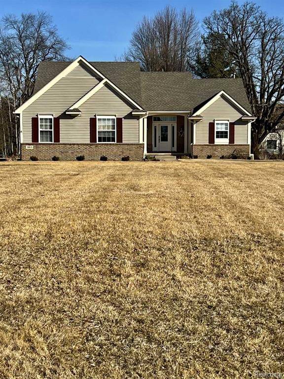 Dexter, MI 48130,2815 SANDHILL Drive