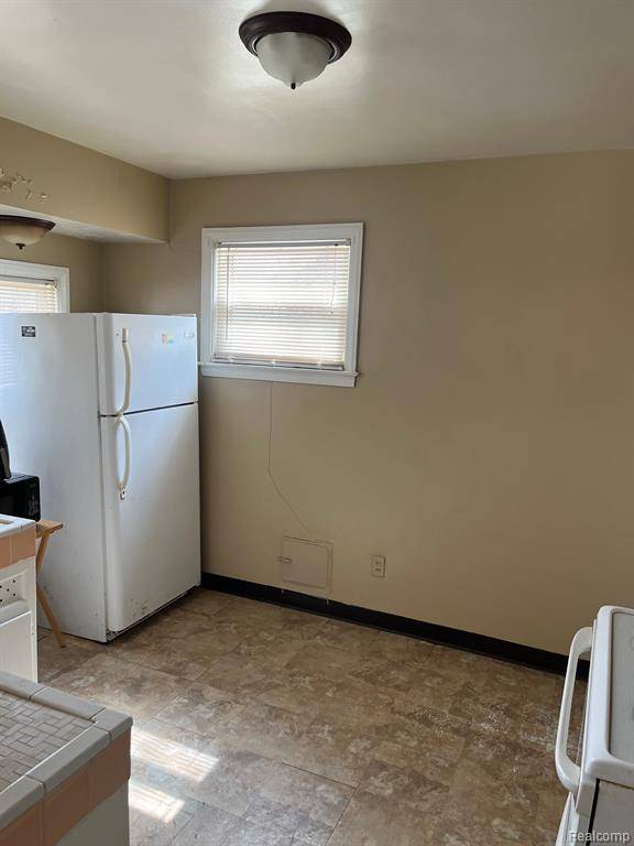 Detroit, MI 48219,19362 BRAILE Street