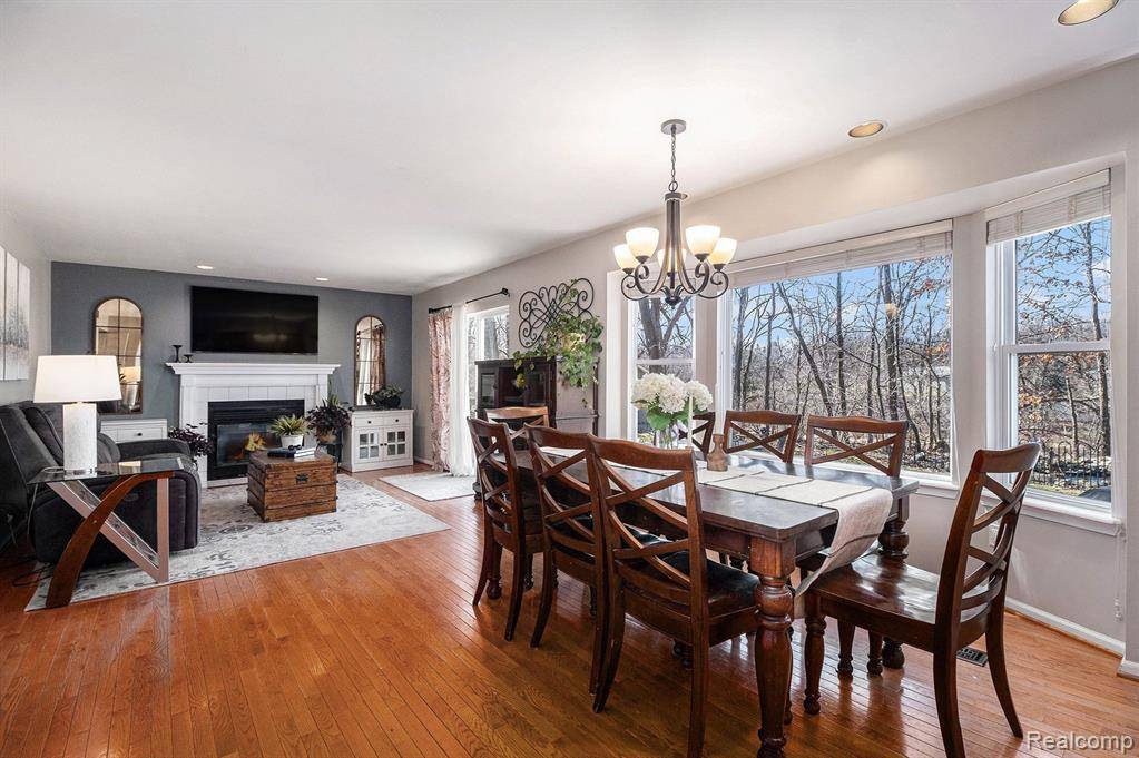 Whitmore Lake, MI 48189,7926 FOREST CREEK