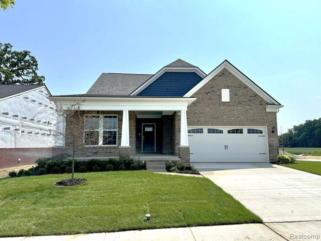 Canton, MI 48188,5208 LEWISTON Road