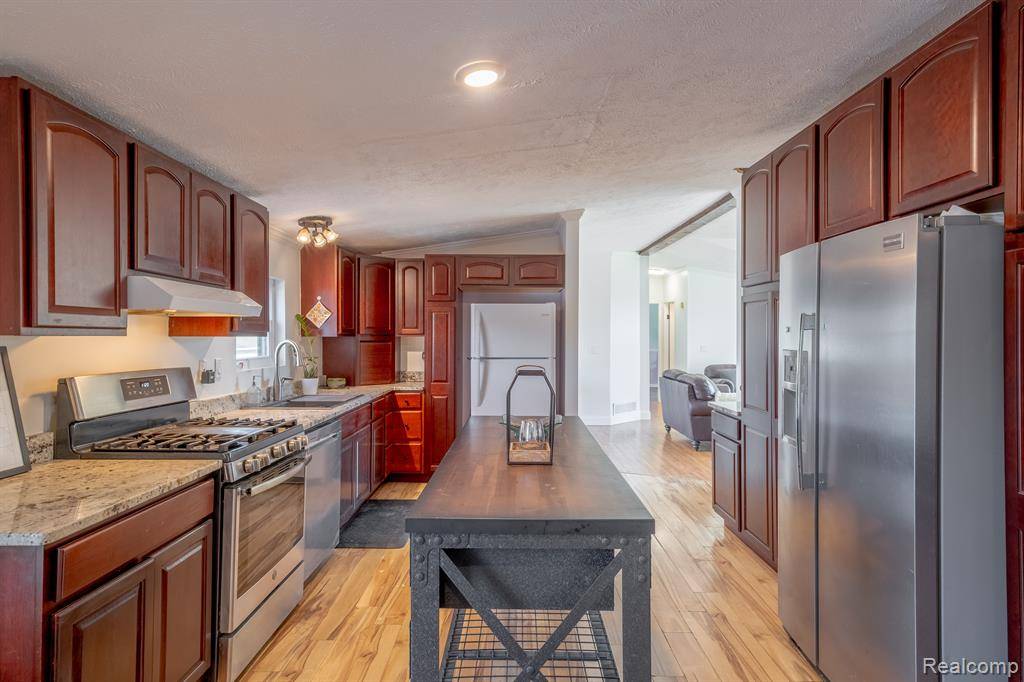 Grand Blanc, MI 48439,2375 GIBSON Road
