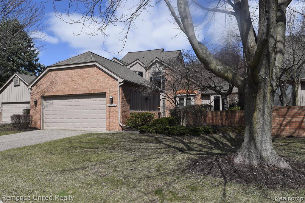 Farmington Hills, MI 48331,37786 Siena Drive