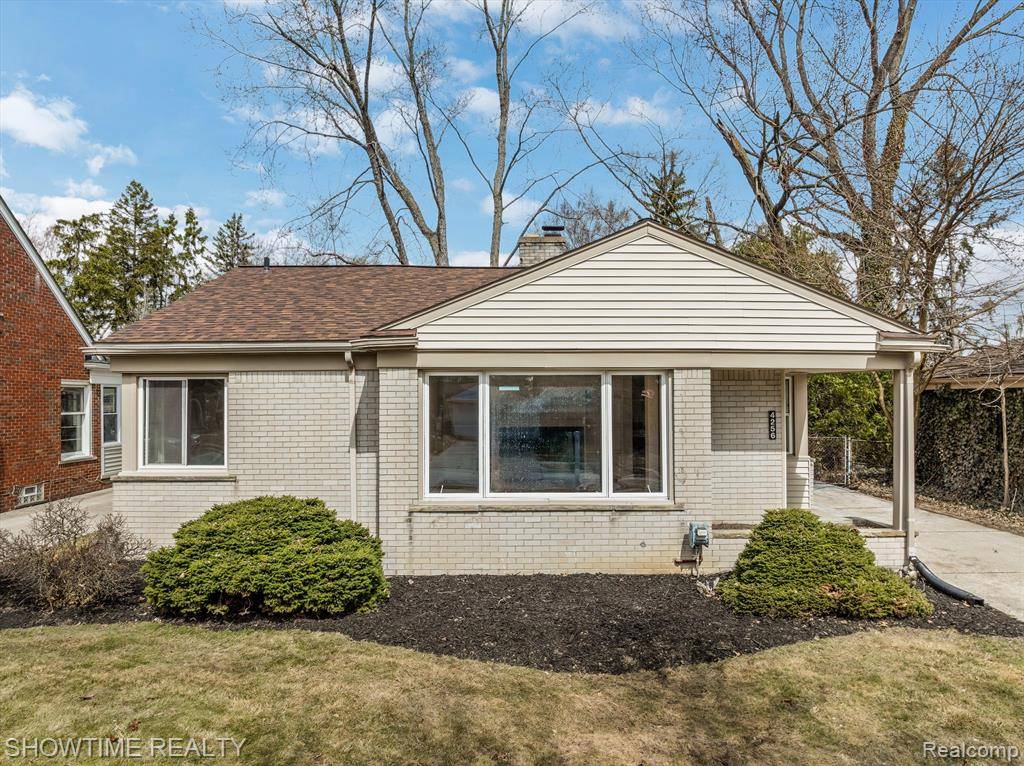 Royal Oak, MI 48073,4256 BUCKINGHAM Road