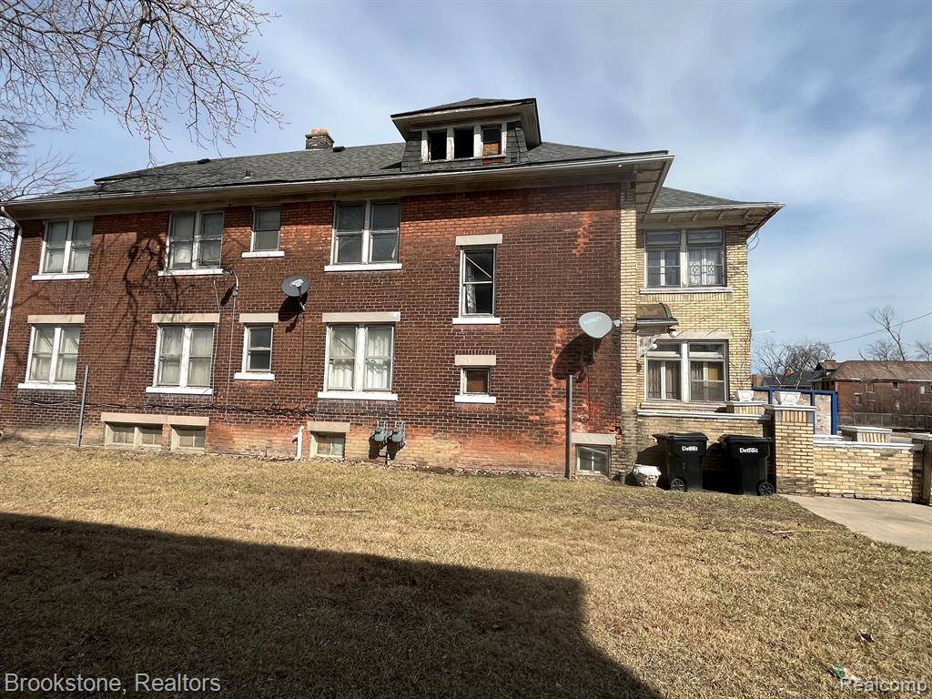 Detroit, MI 48206,2066 CLAIRMOUNT Street