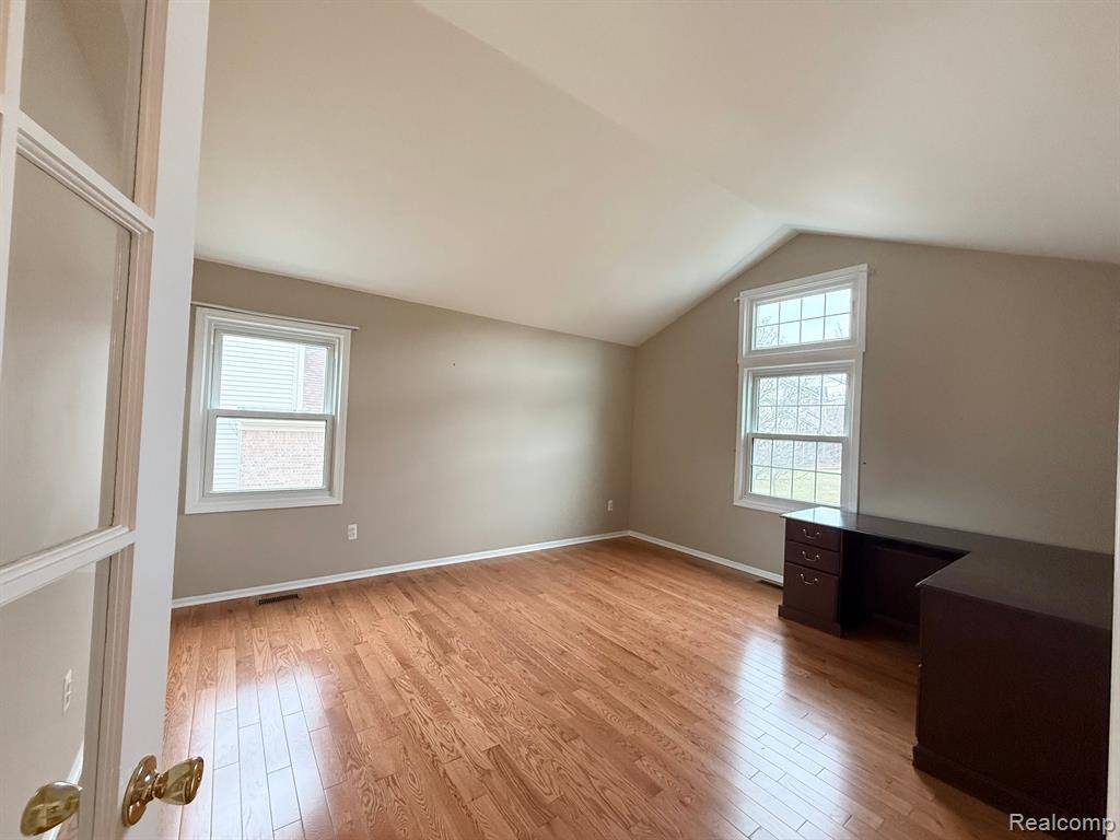 Novi, MI 48377,28975 HEARTHSTONE Drive