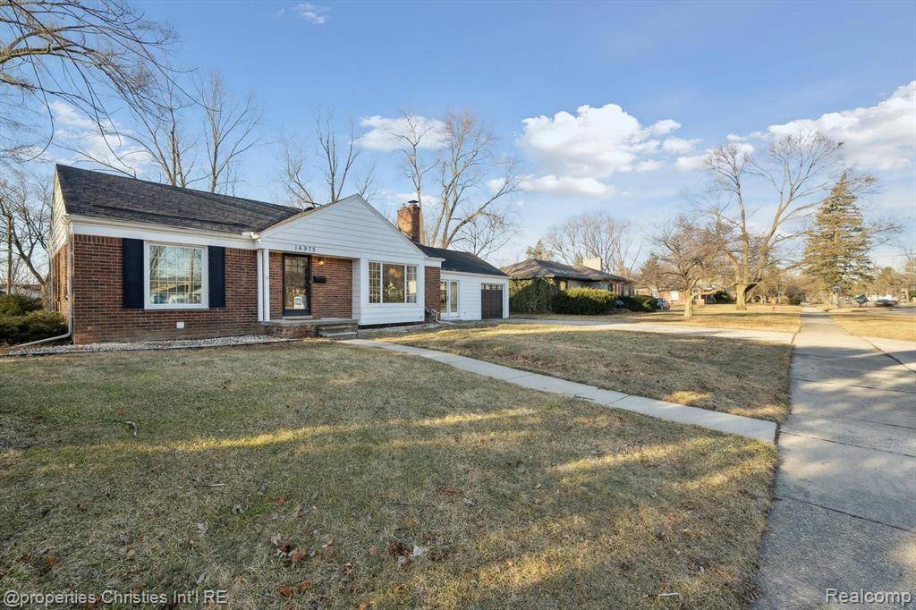 Beverly Hills, MI 48025,16975 W 14 MILE Road