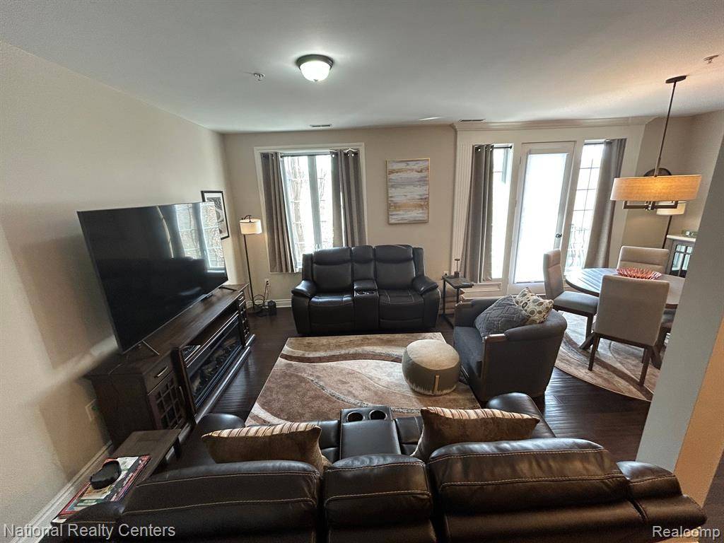 Plymouth, MI 48170,730 PENNIMAN Avenue