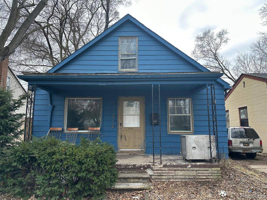 Hazel Park, MI 48030,1312 E GRANET Avenue