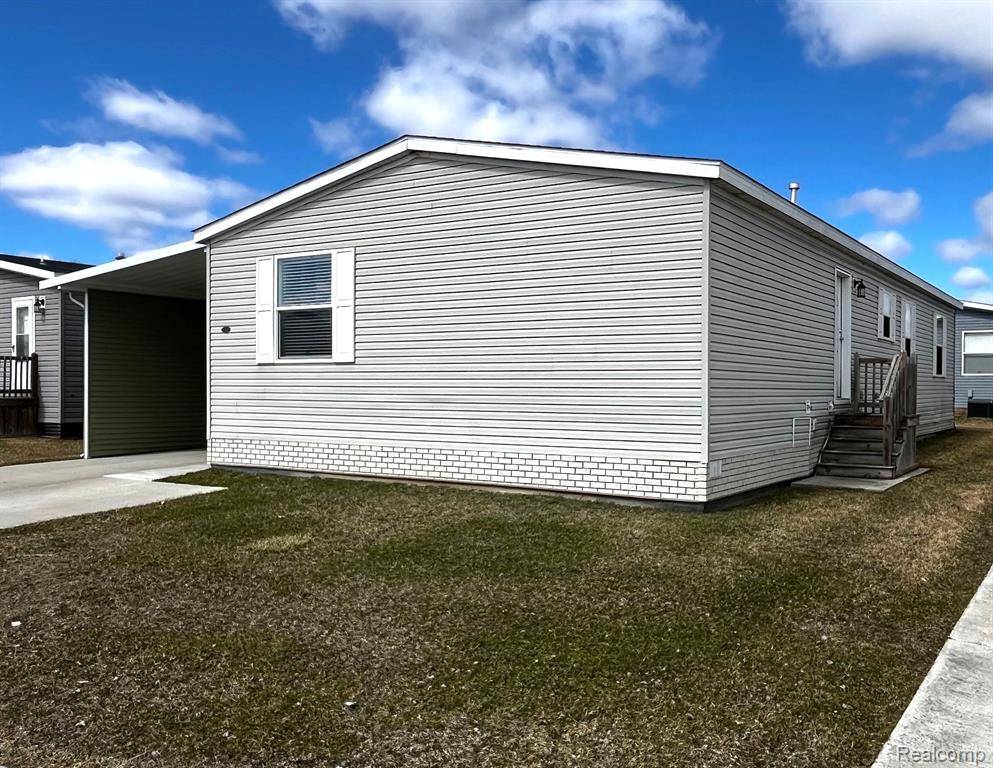 New Haven, MI 48048,33123 Aspen Court