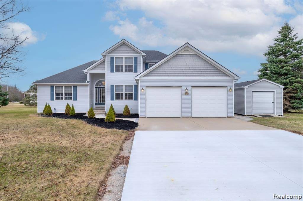 Lapeer, MI 48446,2173 FAWN GLEN Circle