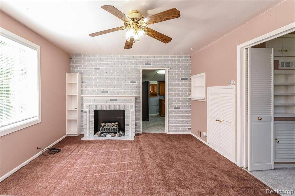 Ypsilanti, MI 48198,851 HAWTHORNE Avenue