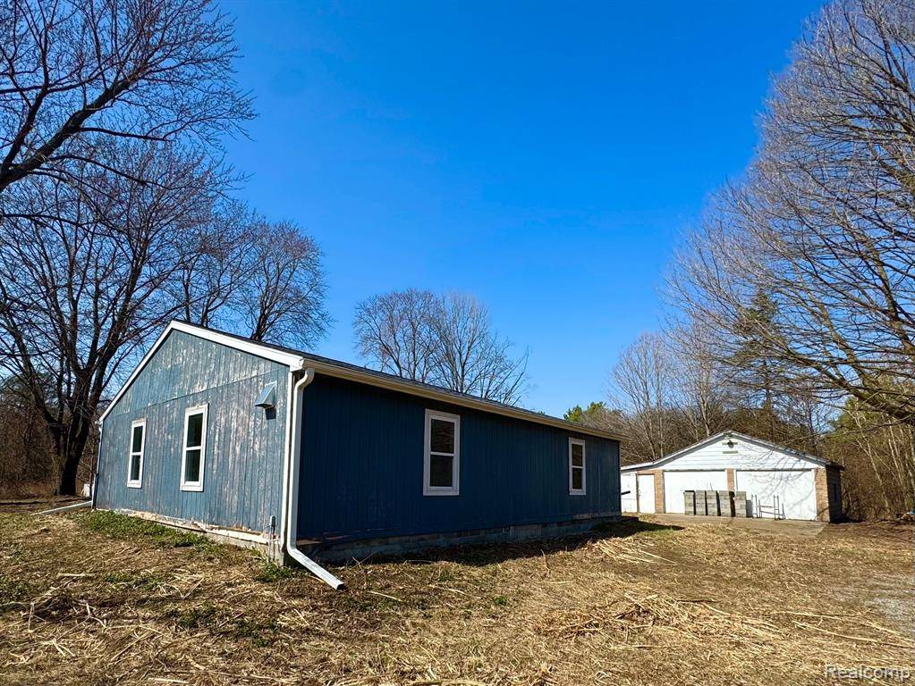 Montrose, MI 48457,9494 MCKINLEY Road