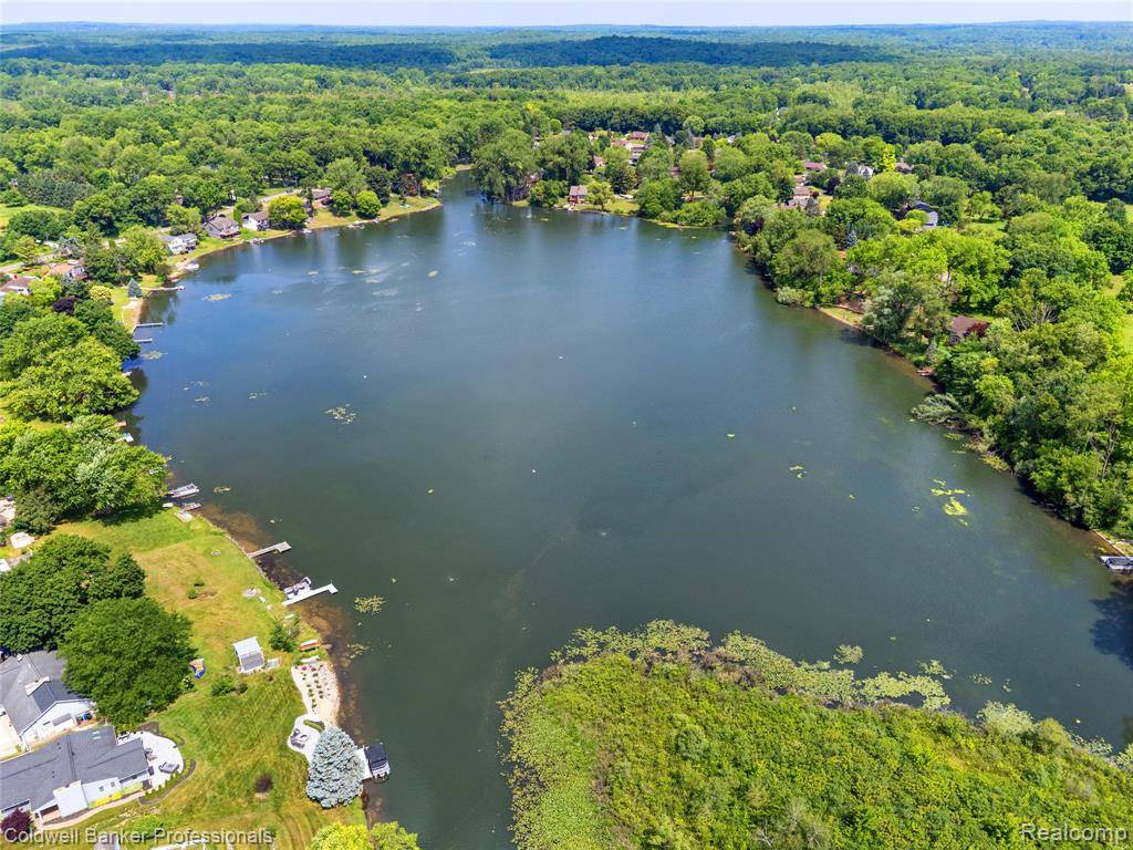 White Lake, MI 48383,3093 RIPPLE Way