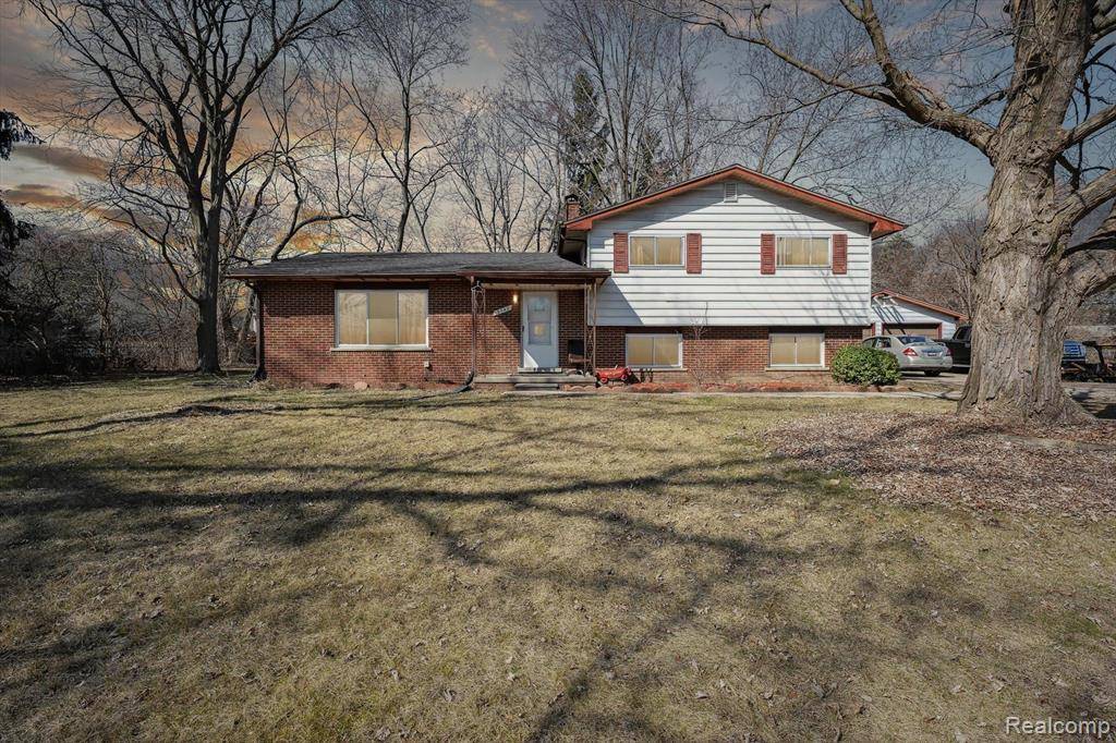 Ypsilanti, MI 48197,3742 OAK Drive