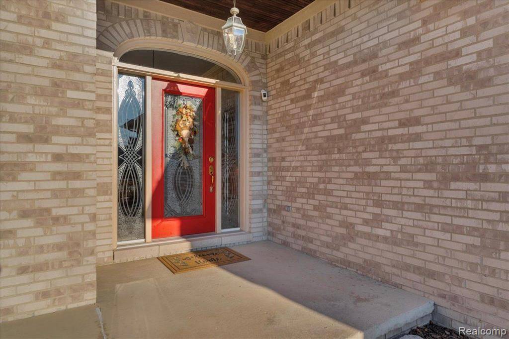 Livonia, MI 48152,19134 LEVAN Ct