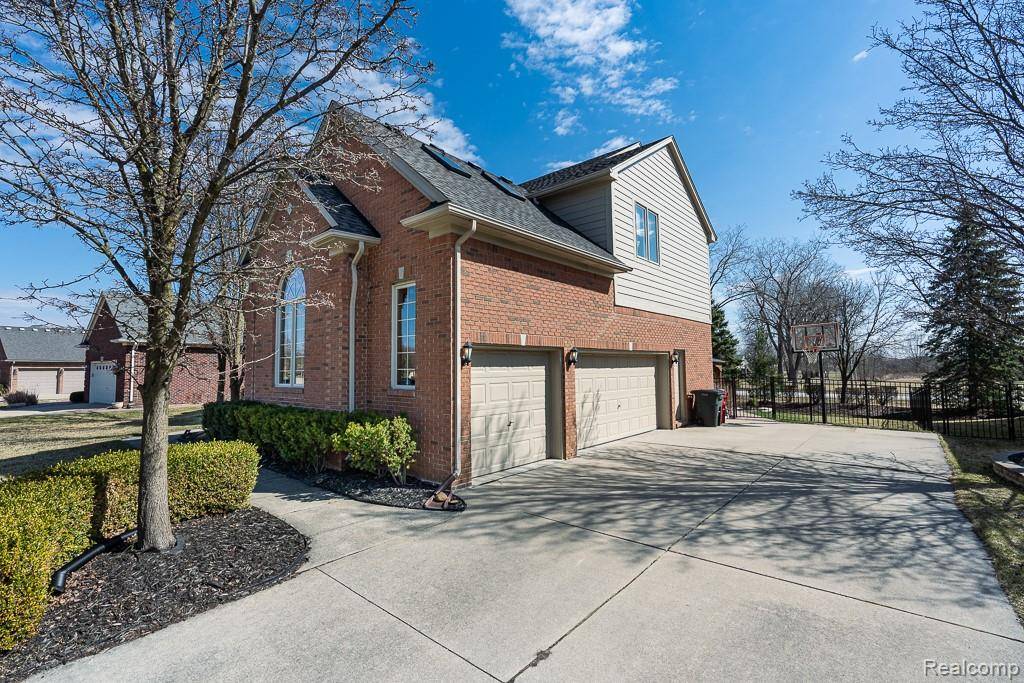 Washington, MI,57240 COVINGTON Drive