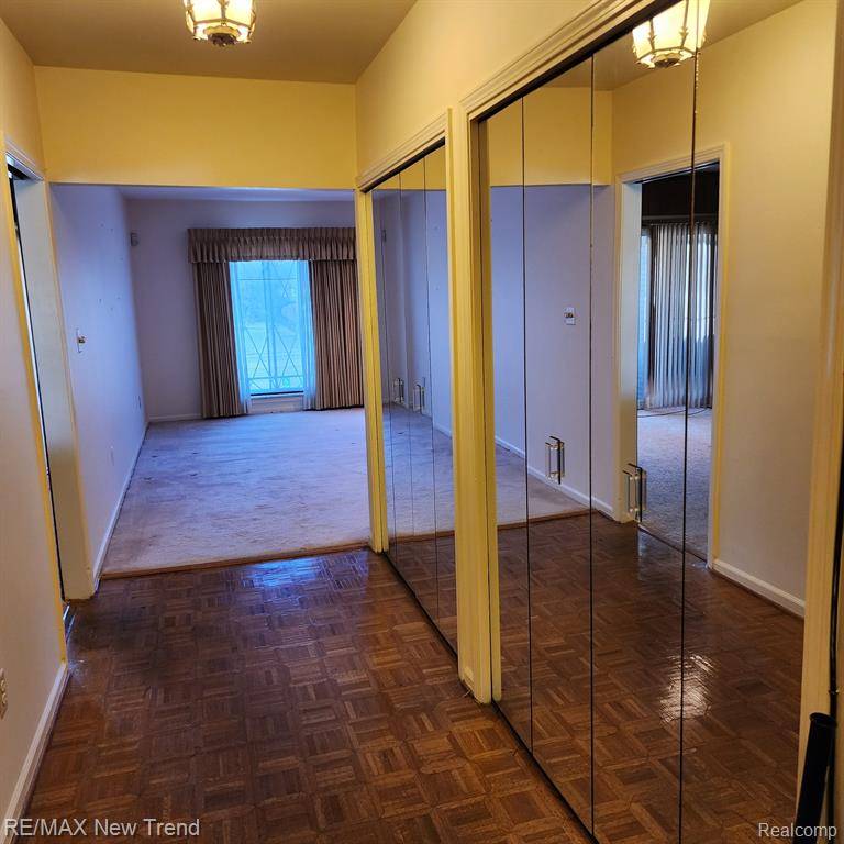 Southfield, MI 48075,25230 Southfield Road