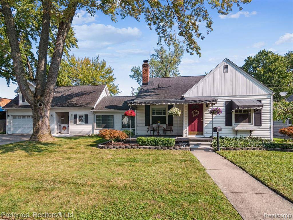 Saint Clair Shores, MI 48080,21715 CALIFORNIA Street