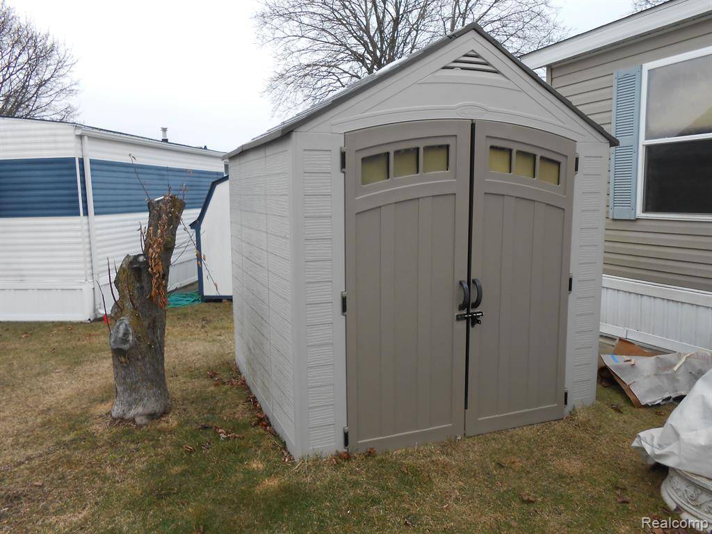 Port Sanilac, MI 48469,512 Pebble Lane