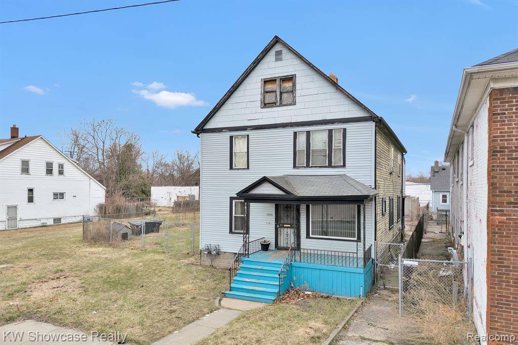 Detroit, MI 48213,5593 CADILLAC Avenue